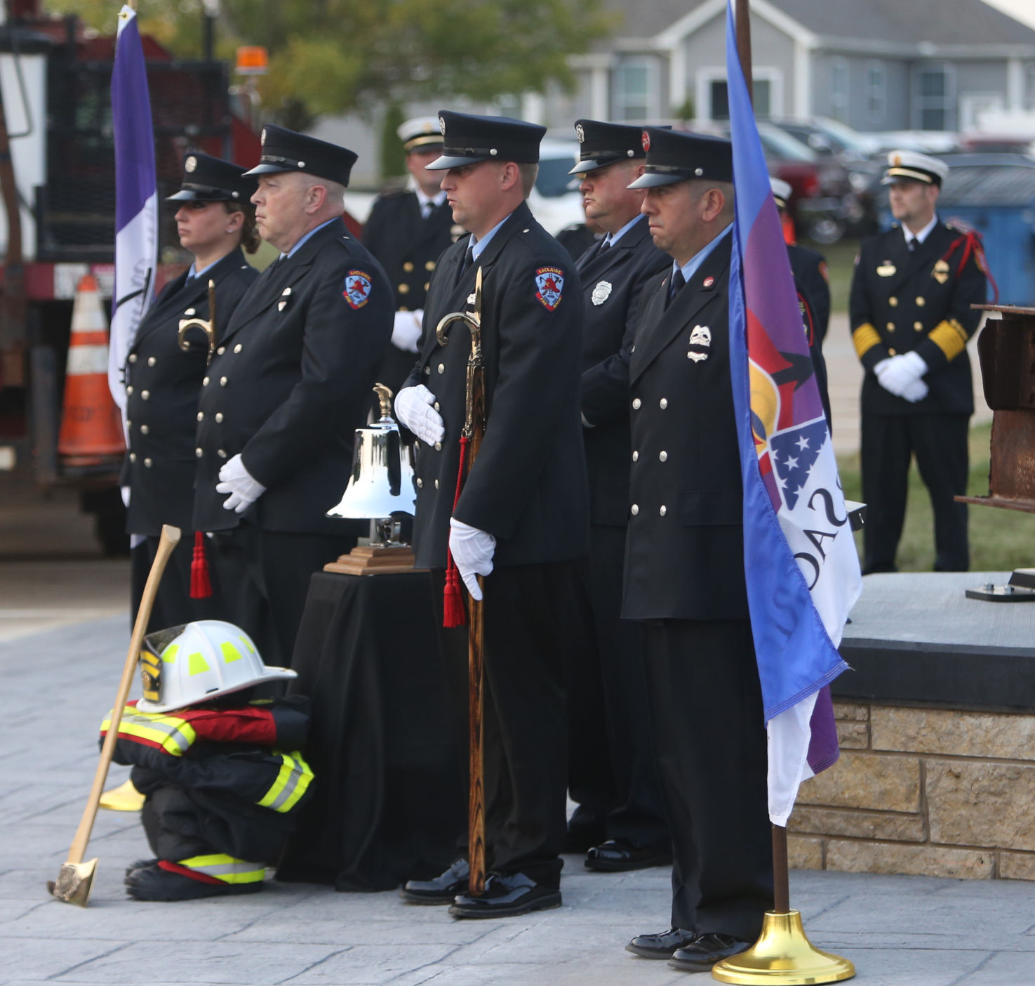 091121-qc-nws-LeClaireMemorial-12.JPG